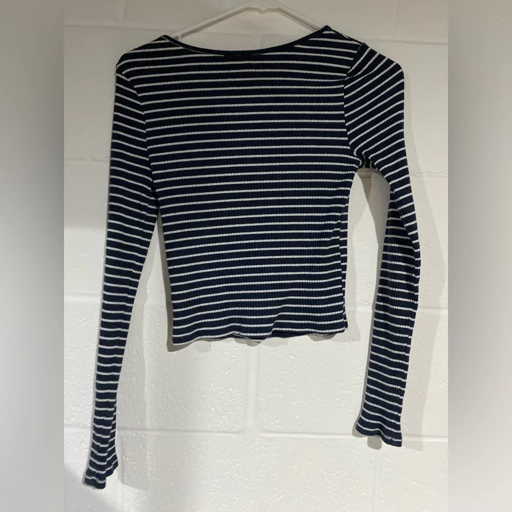 Wild Fable  shirt small - Image 2