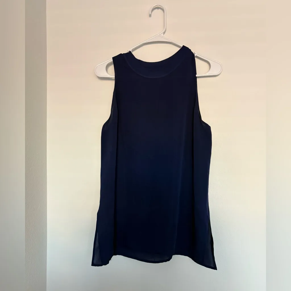 Vince Midnight Blue Tank Top silk size M lightweight - Image 2