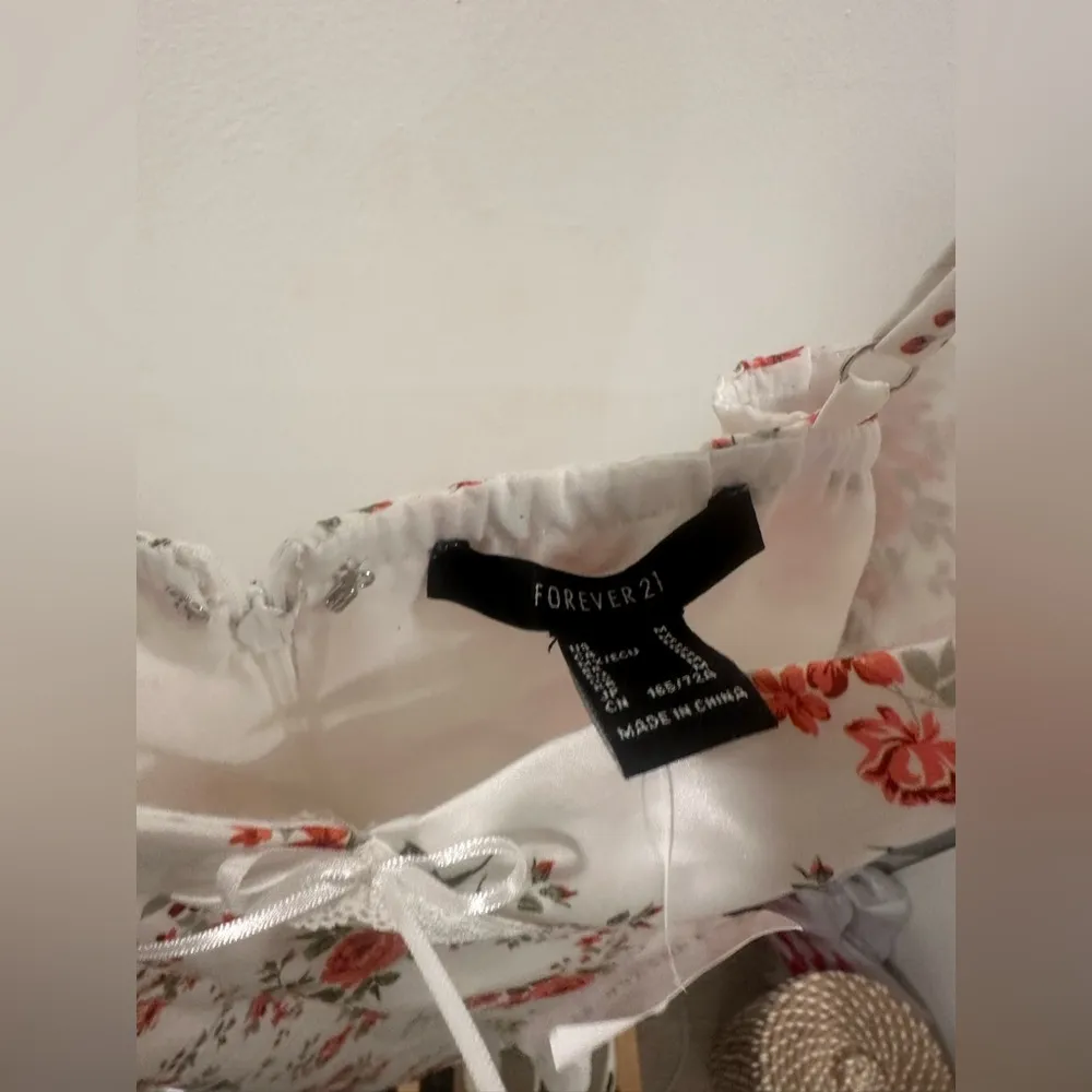 FOREVER 21 NWT dress M - Image 2