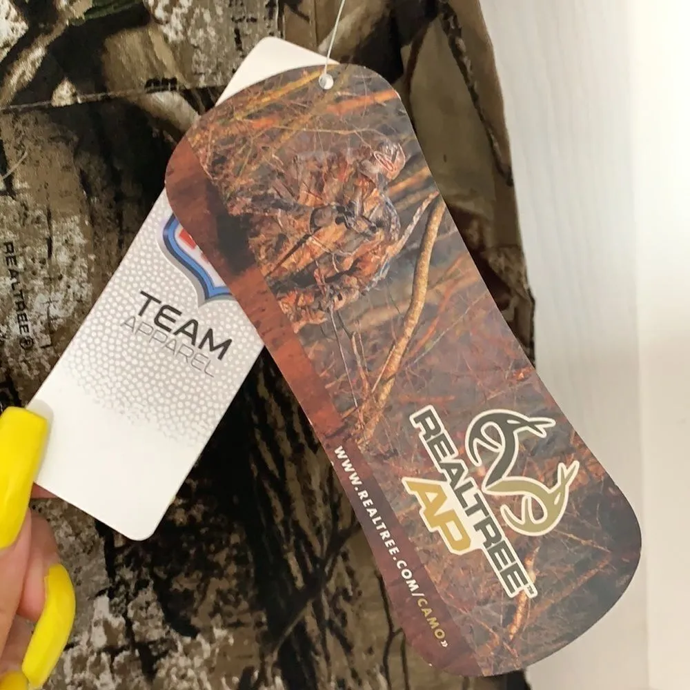 Realtree Philadelphia Eagles scrub top - Image 4