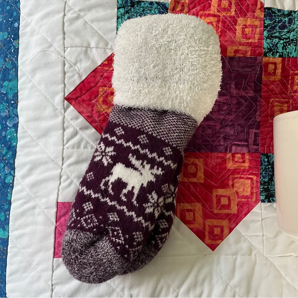 Fair Isle Fluffy Lined Cabin Socks Maroon Red White Deer Print Comfy Women's 6 - Image 3