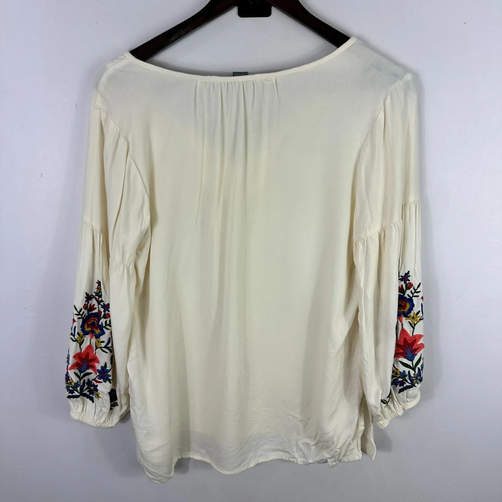 Old Navy Tunic Top XS Ivory Boho Embroidered Sleeve Peasant Tassel‎ Festival - Image 6