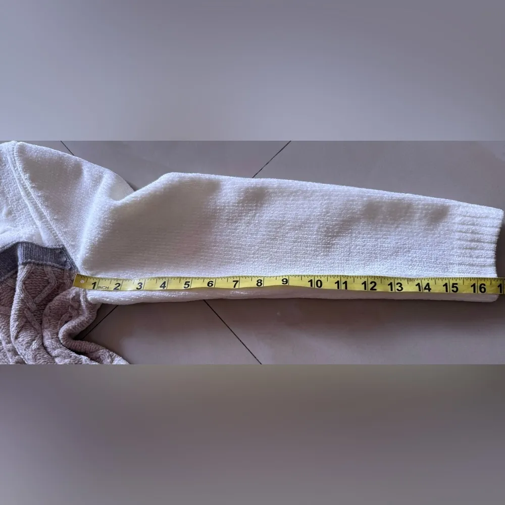 Alfred Dunner Womens Gray White Check Long Sleeve Pullover Sweater Size PM - Image 6