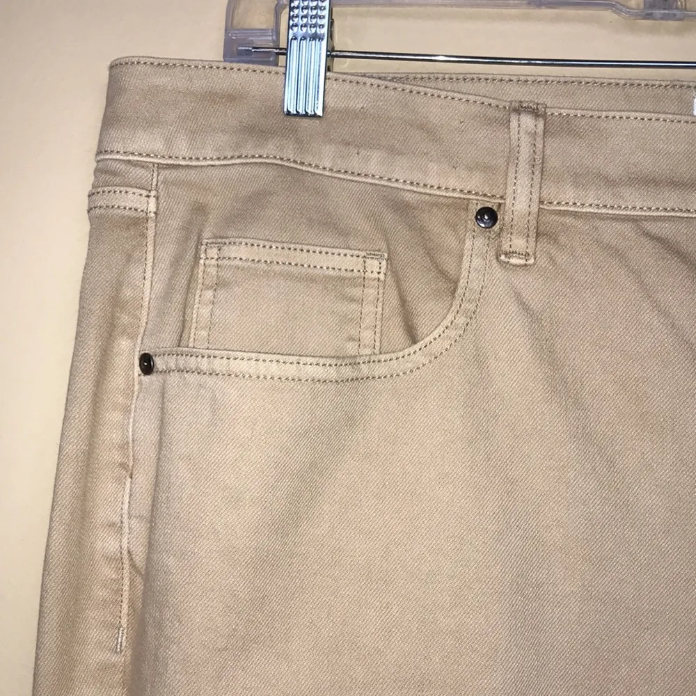 Lane Bryant Women’s Flex Magic Waistband Mid-Rise Relaxed Straight Khaki Jeans - Image 4
