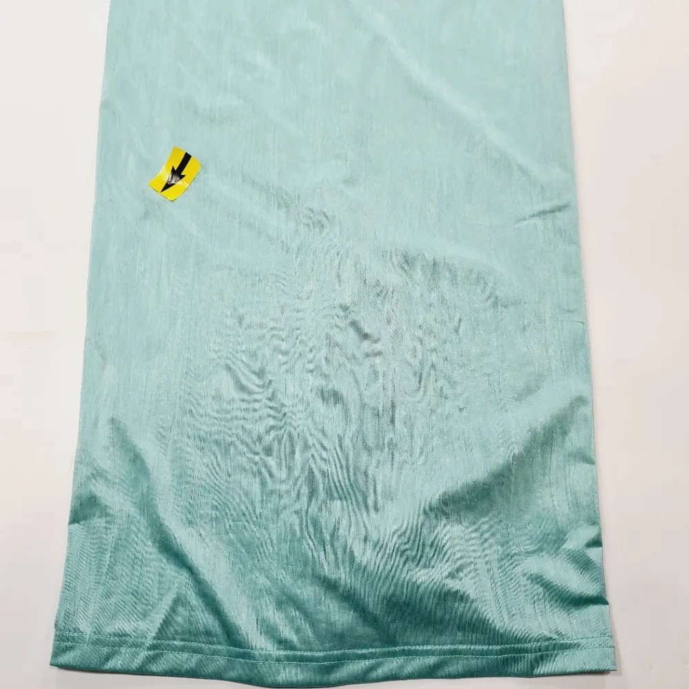 Superdown Joana Maxi Skirt in Teal - Image 5