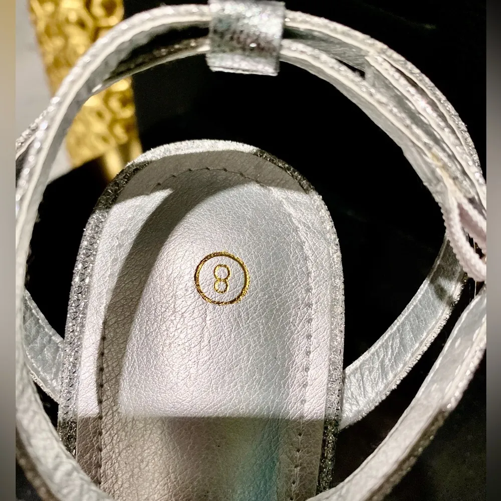 NWT MYSOFT Silver Sparkly Women's Size:8 Square toe 4”  w/ Ankle Strap - Image 8