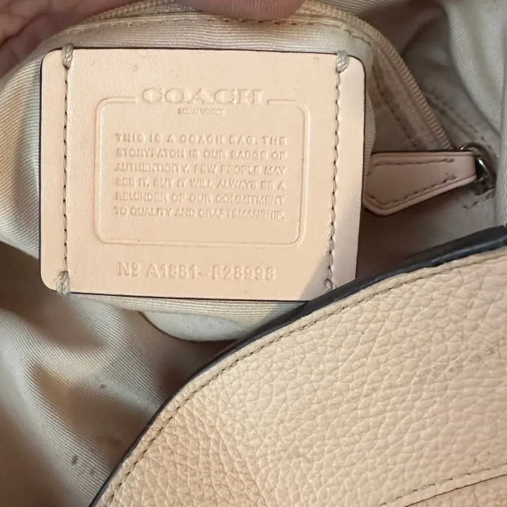 Coach  Pebbled Leather‎ Pink Purse - Image 6