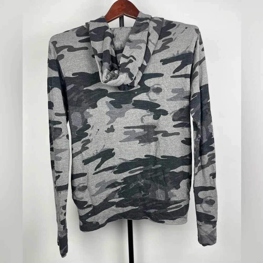 Revolve Monrow Gray‎ Camouflage Lightweight Pullover Hoodie Gray Size XS - Image 6