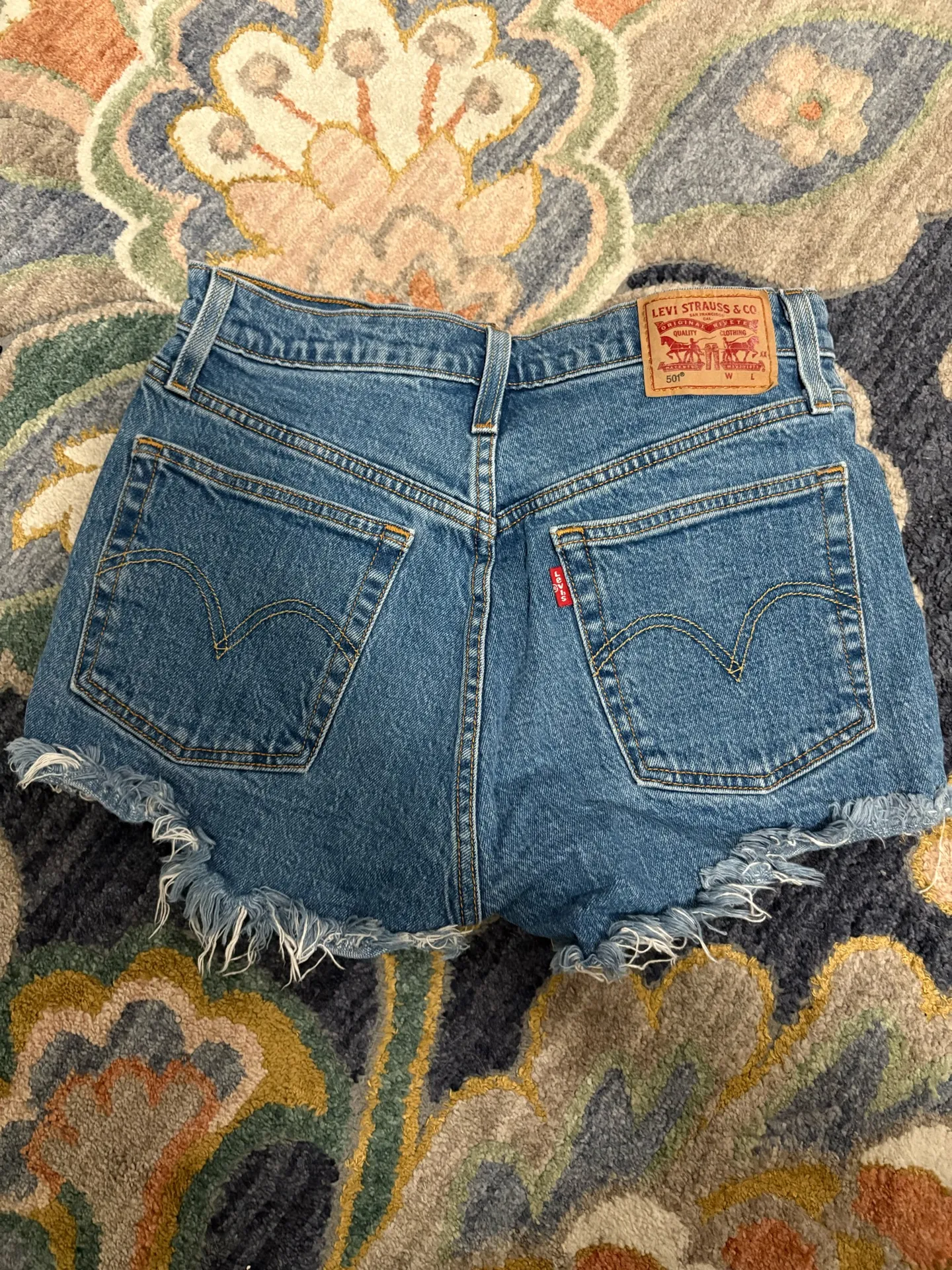 Levi’s 501 Shorts Button Fly - Image 2