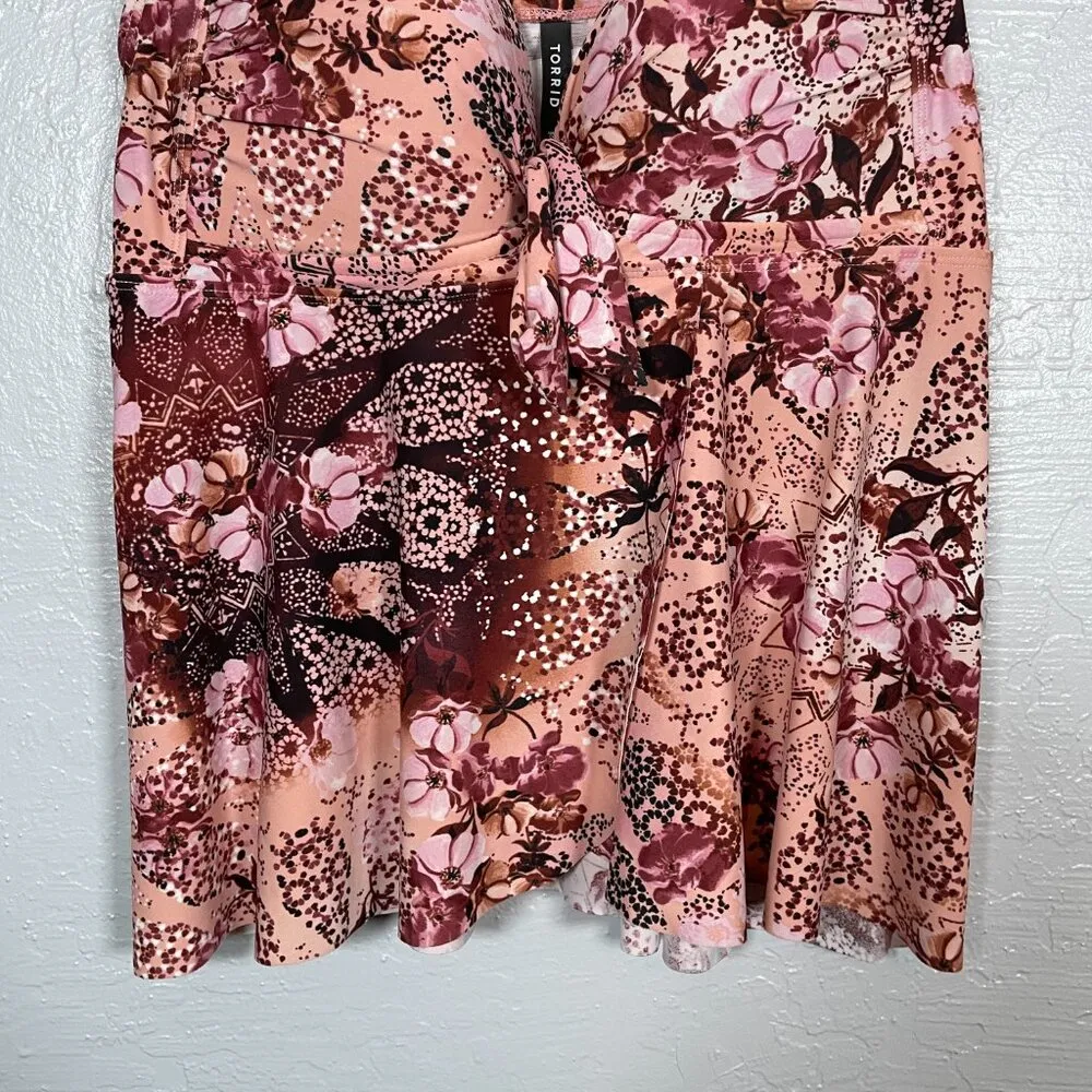 Torrid Women Plus Size 1 D/DD Pink Maroon Floral Tankini Underwire Built in Bra - Image 2