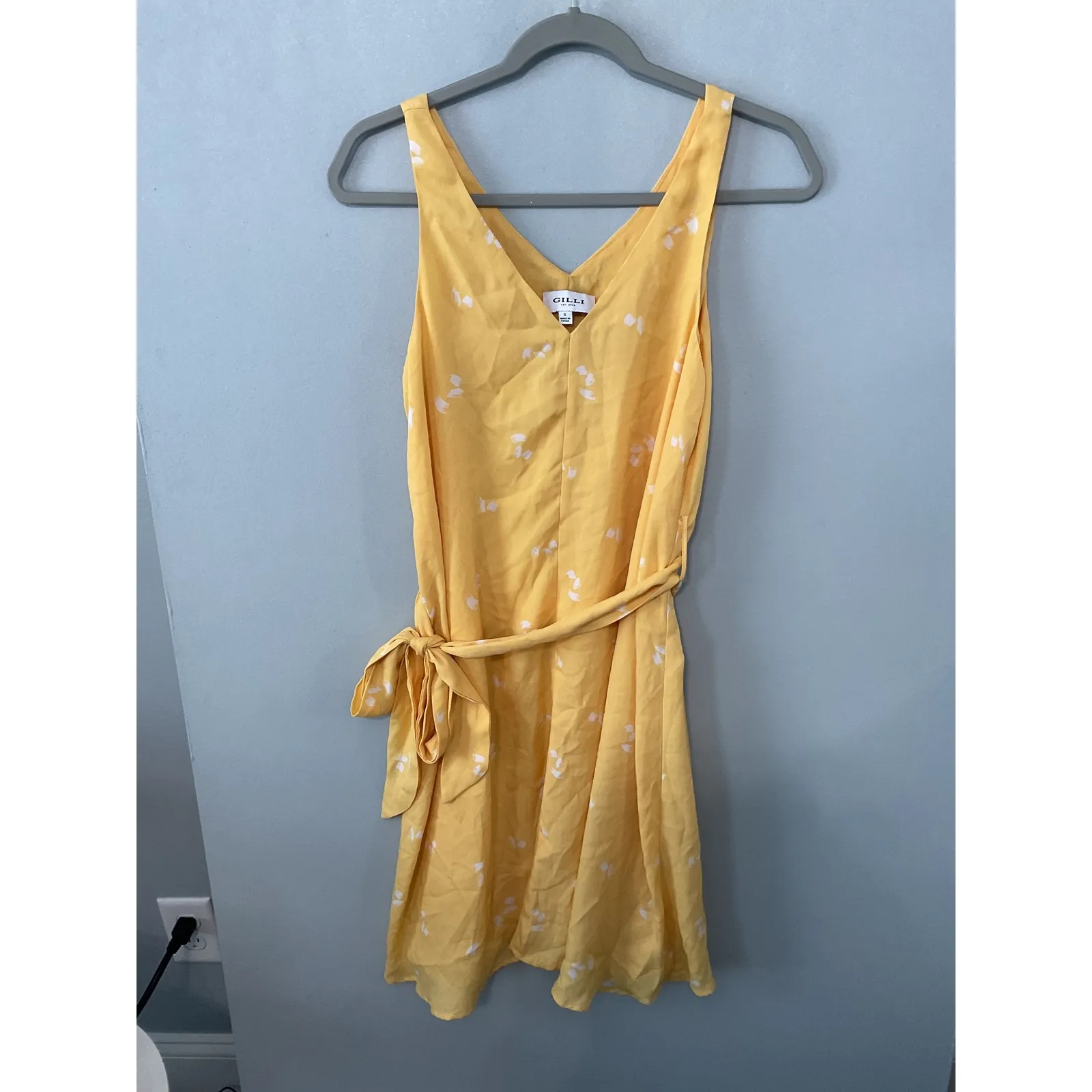 Gilli Yellow Floral Print Sleeveless Tie Waist Midi Dress Women's Size S - Image 4