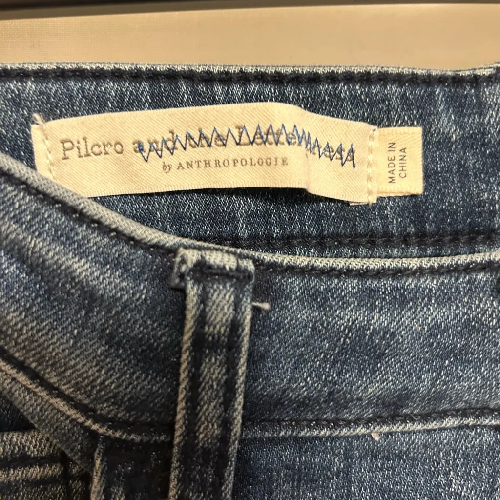 Anthropologie Pilcro High-Rise Bootcut Jeans Button Hem Size 25 - Image 3
