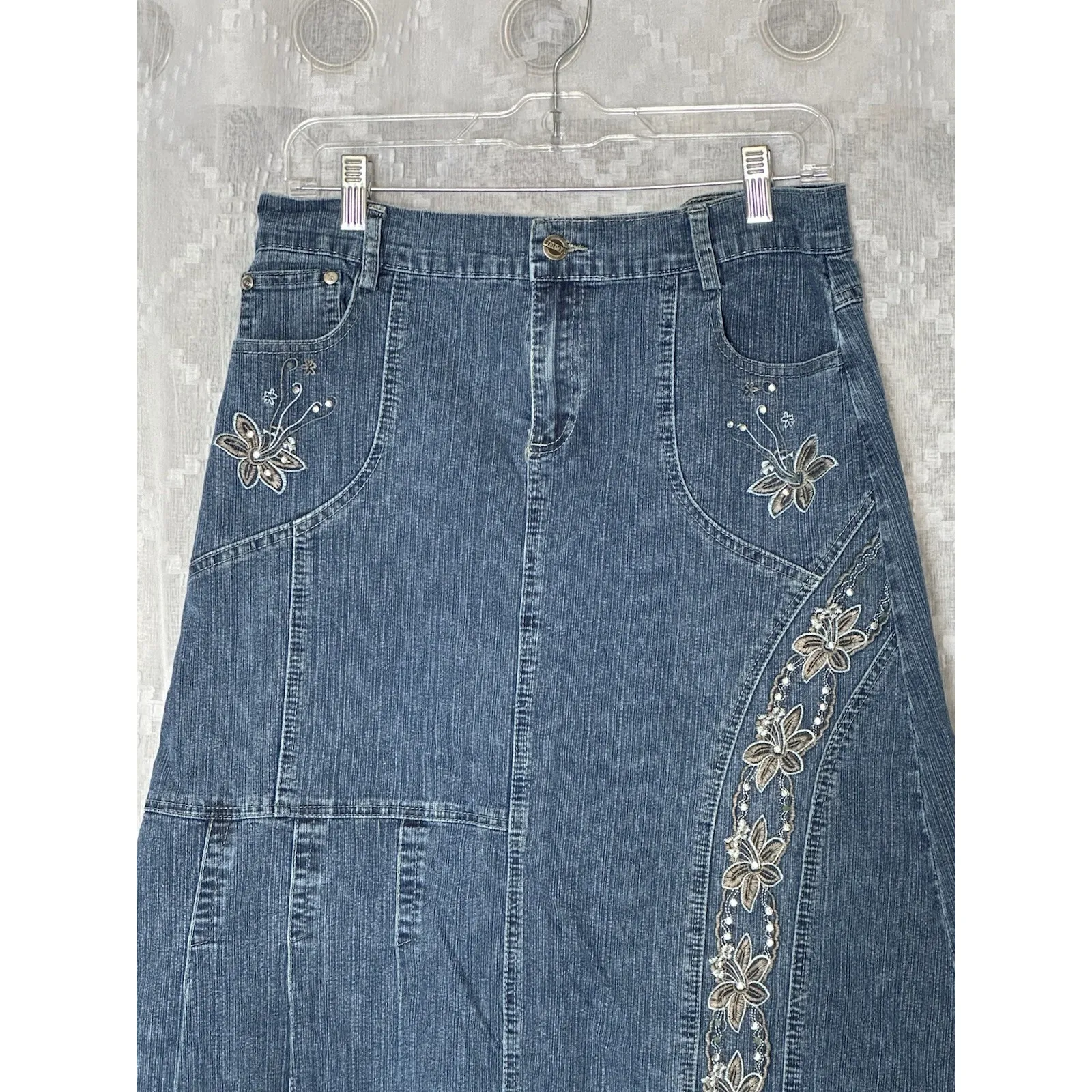 Y2K Jeweled Embroidered Denim Skirt Size 34 Midi Pleated Trad Wife Western Midi Blue - Image 6