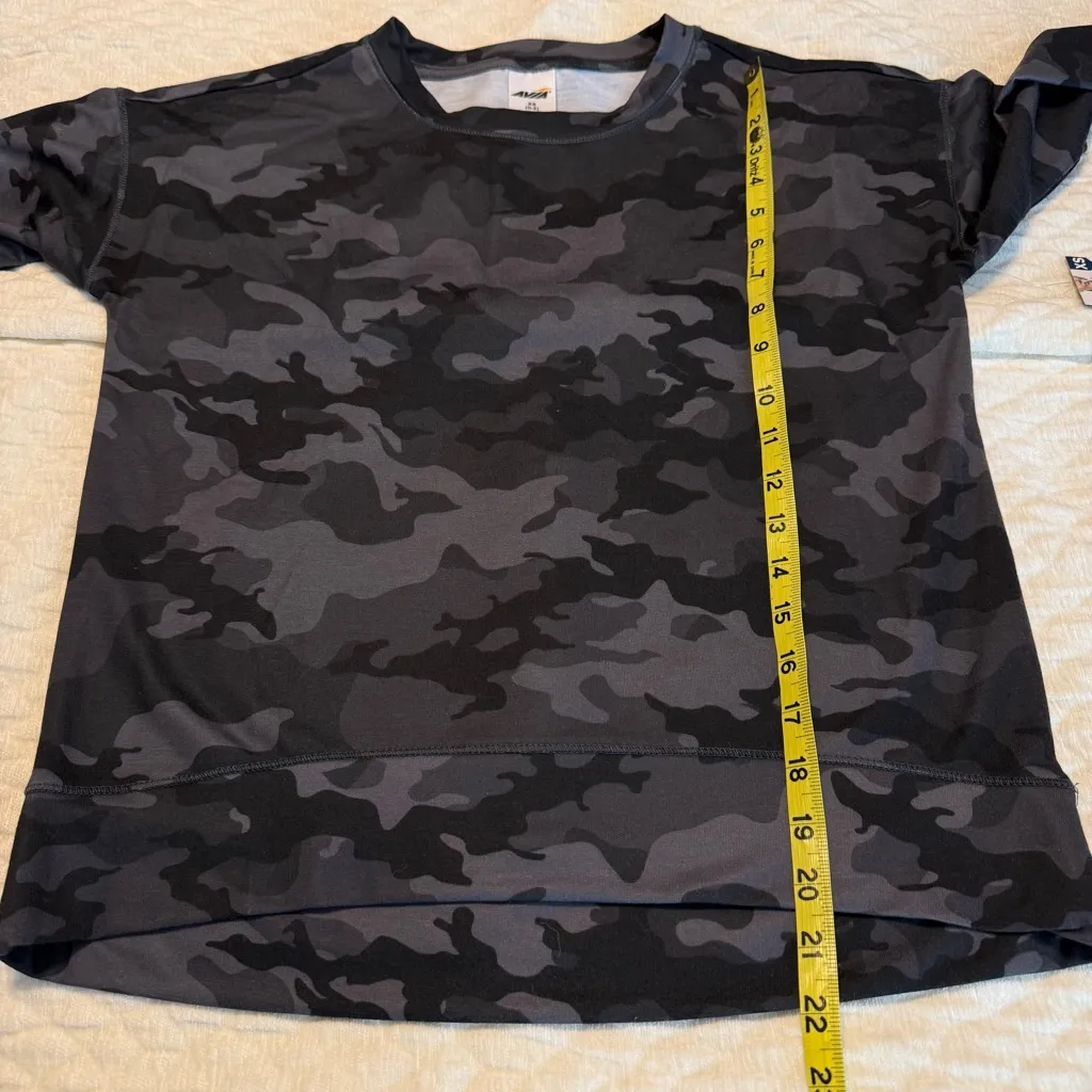NEW Avia Black Gray Camo Long Sleeve Top Women’s Size XS Athletic - Image 6