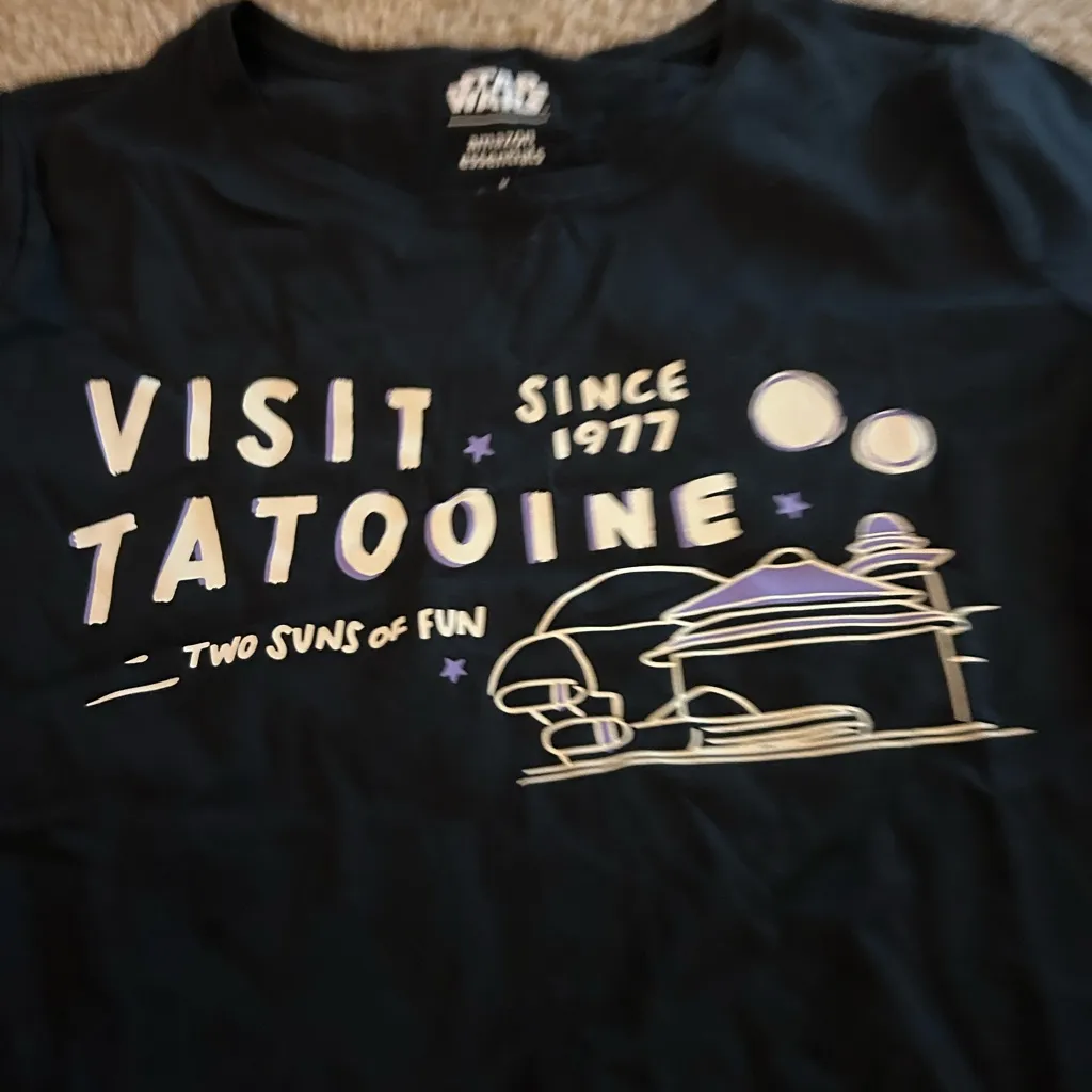 woman size medium black top shirt - Image 2