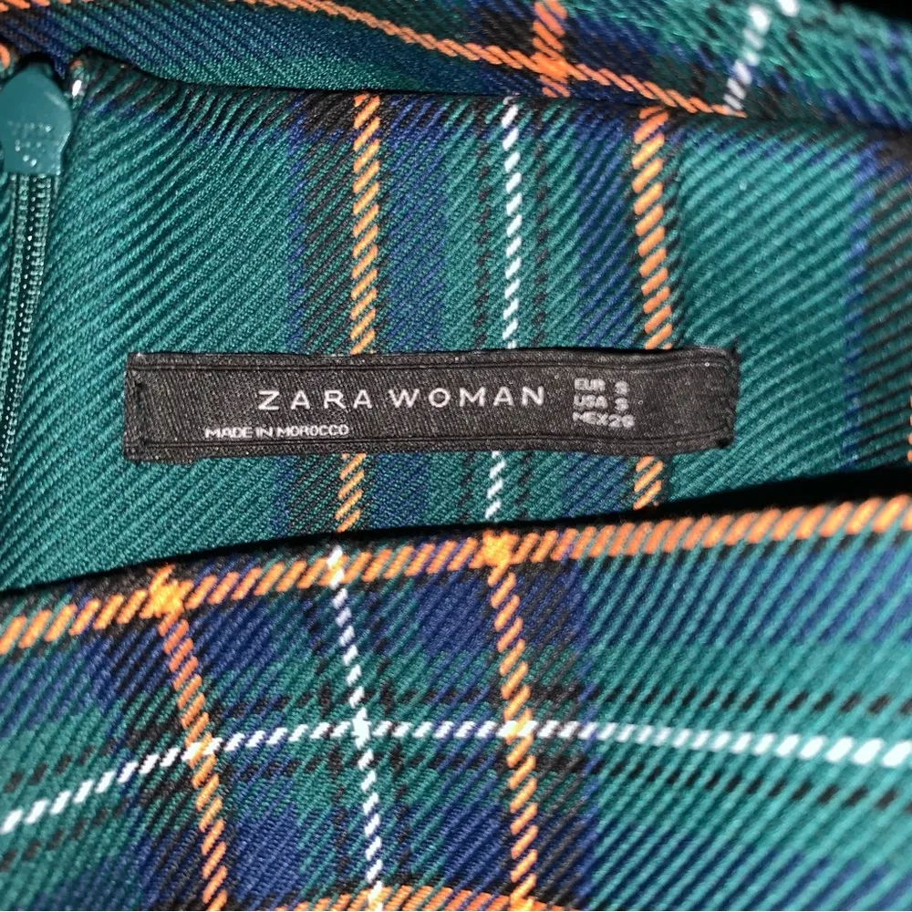 BNWT Zara Woman Skirt - Image 2