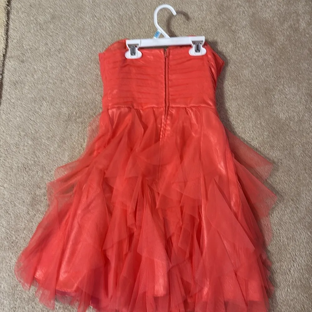 Masquerade Coral strapless size 1/2 ruffled tiered skirt dress - Image 4