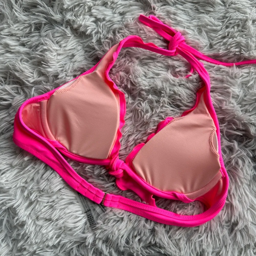 VS Pink Ruffled Bikini Top - Image 3