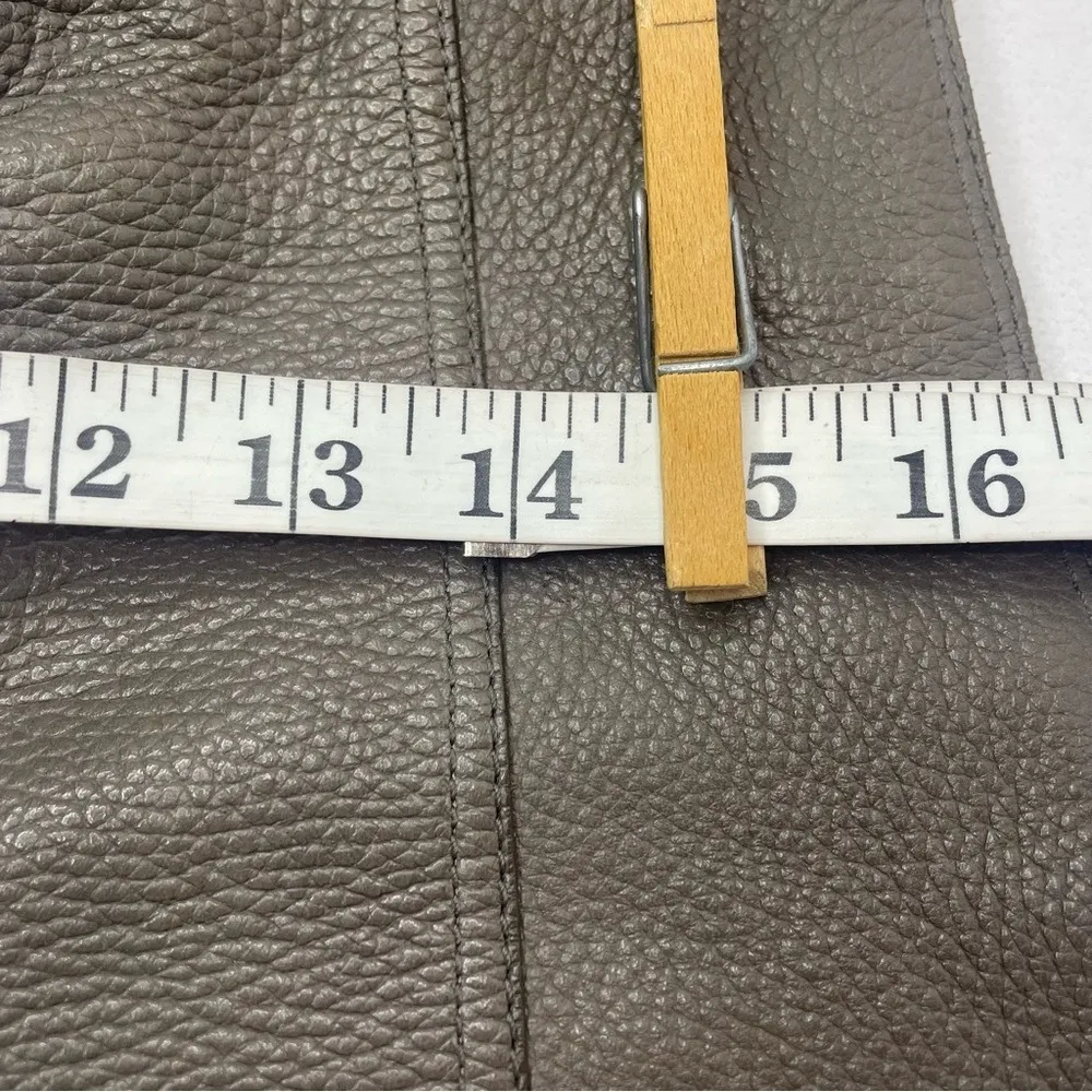 Pre-Loved Taupe Leather Riding Boots Block Heel Back Zip Tall Heritage Style 8.5 - Image 12