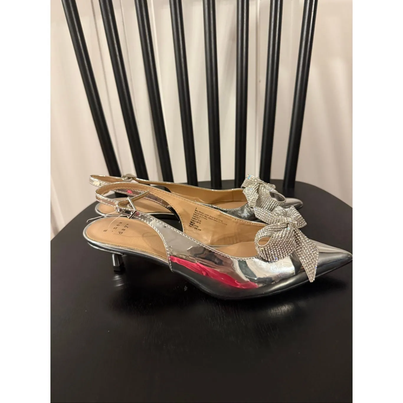 A New Day NWOB Priscilla silver sparkle bow kitten heels 6 - Image 7