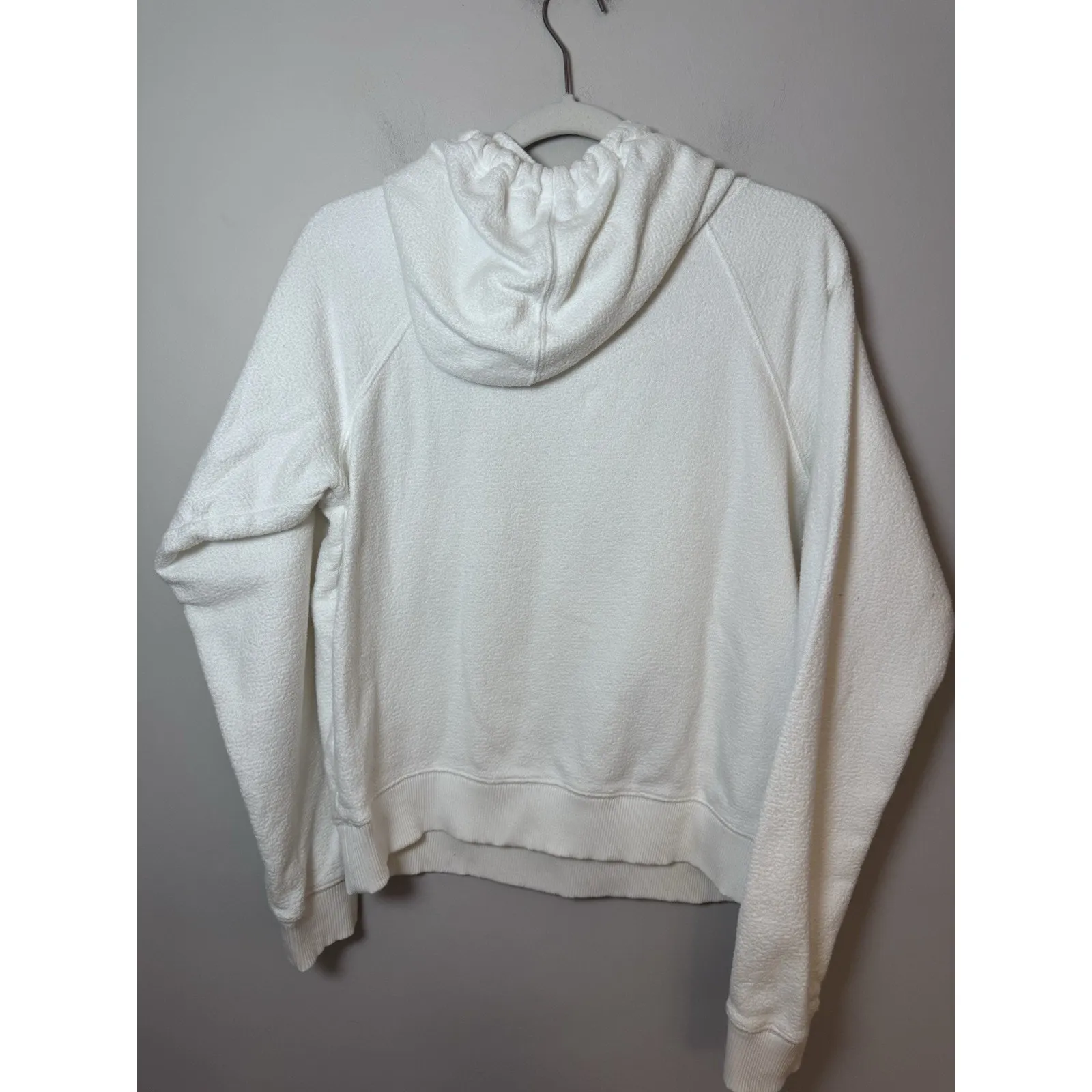 Faherty Women's White Hoody Sz M - Image 4