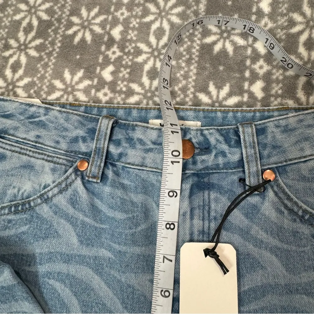 NWT Wrangler Wanderer 622 High Rise Flare Jeans Limited Edition Wild Thing 29x32 - Image 9