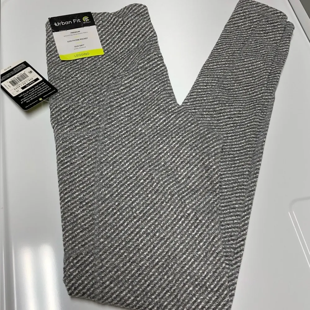 Urban Fit High Rise Athletic Leggings! NWT! - Image 6