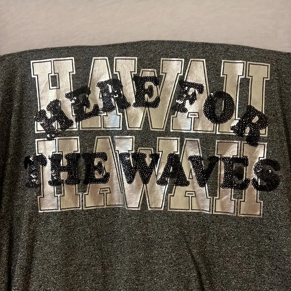 Gray and White Graphic T-Shirt Pink Hawaii Tee - Image 2