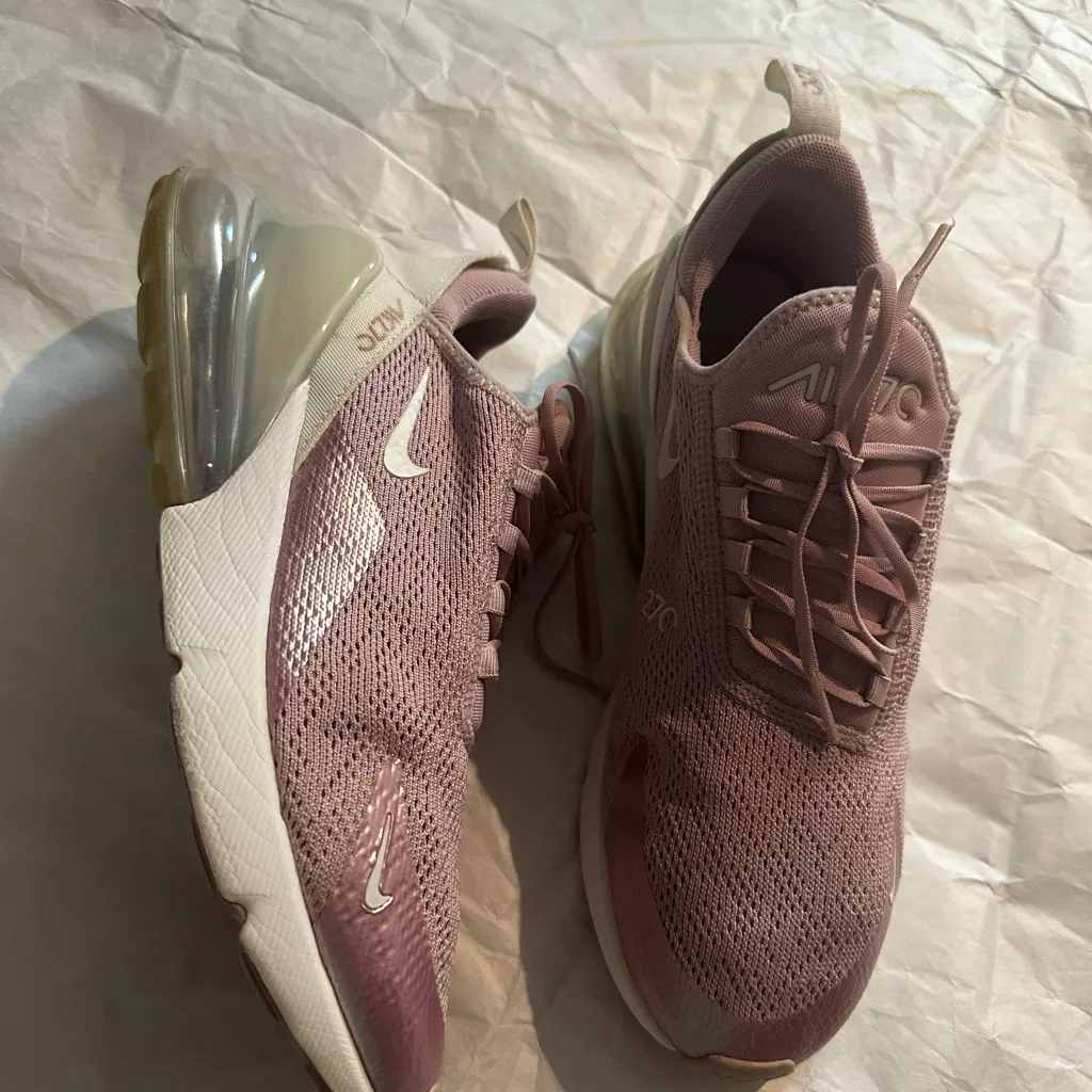 Nike Women's Air Max 270 Light Pink Athletic Shoes - Image 5