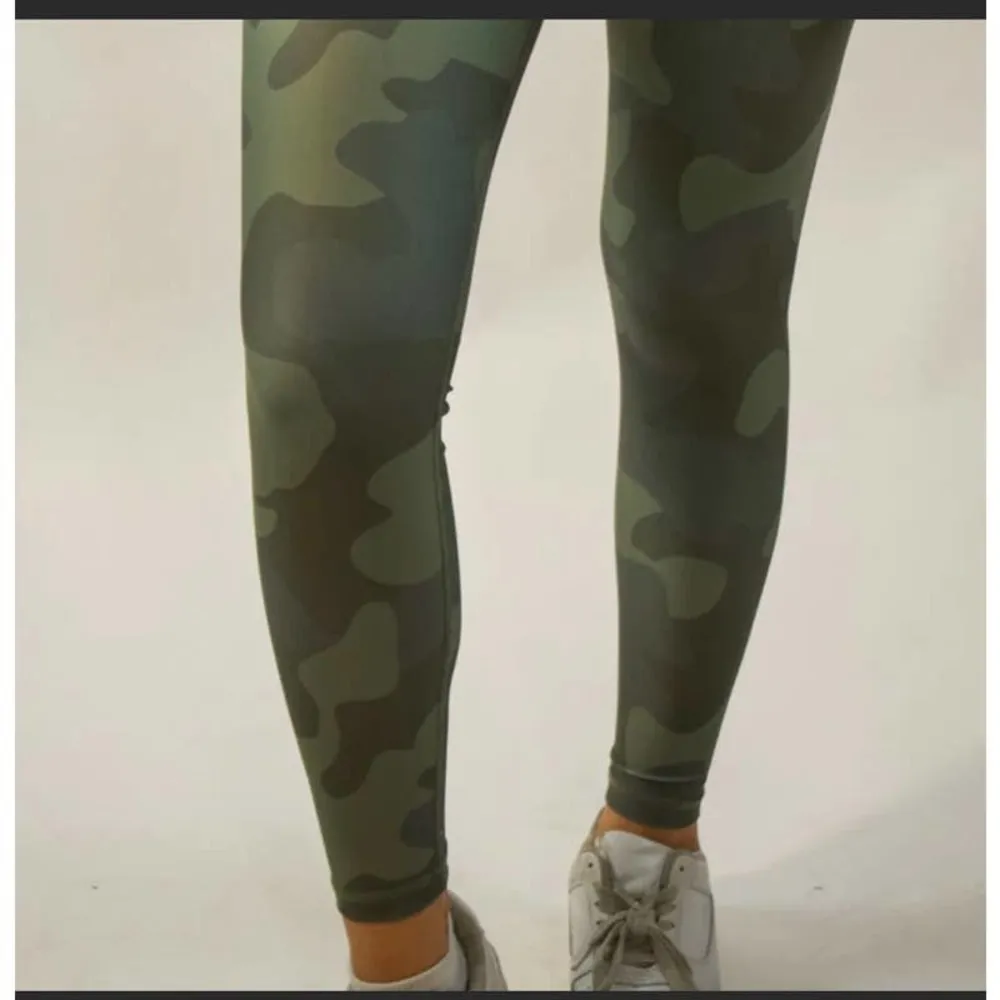NWT Mudpie Ziggy Leggings in Green Camo Size XS - Image 6