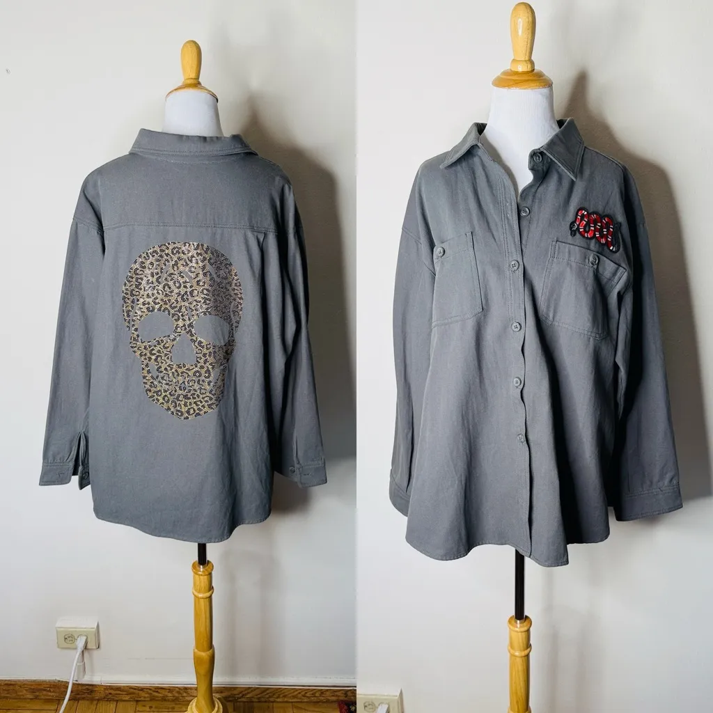 Davi & Dani  Gray Sequin Leopard Skull Print Shacket - Image 2