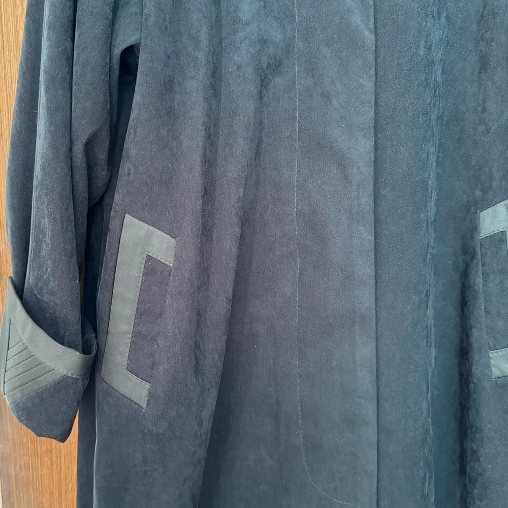 Olive green suede collared lined long trench coat with pockets size L satin trim Size L - Image 7