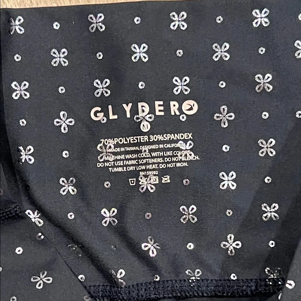 Glyder Black‎ and silver  Patterned Bike Shorts medium - Image 3