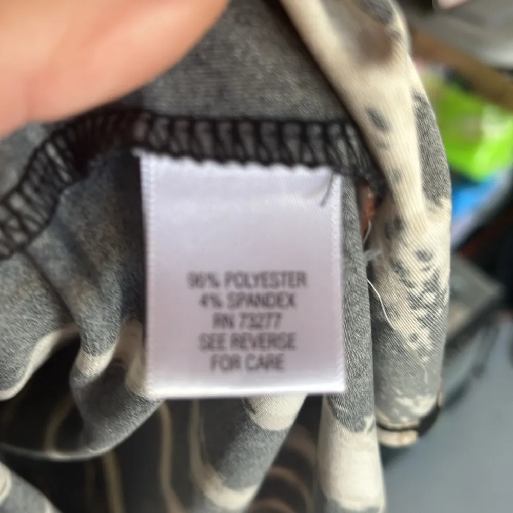 Dana Buchman stylish belted criss cross front v-neck dress tunic - Image 8