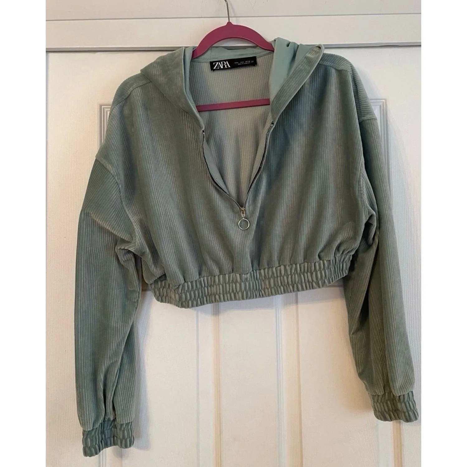 ZARA cropped velvet sweatshirt size LARGE - Image 4