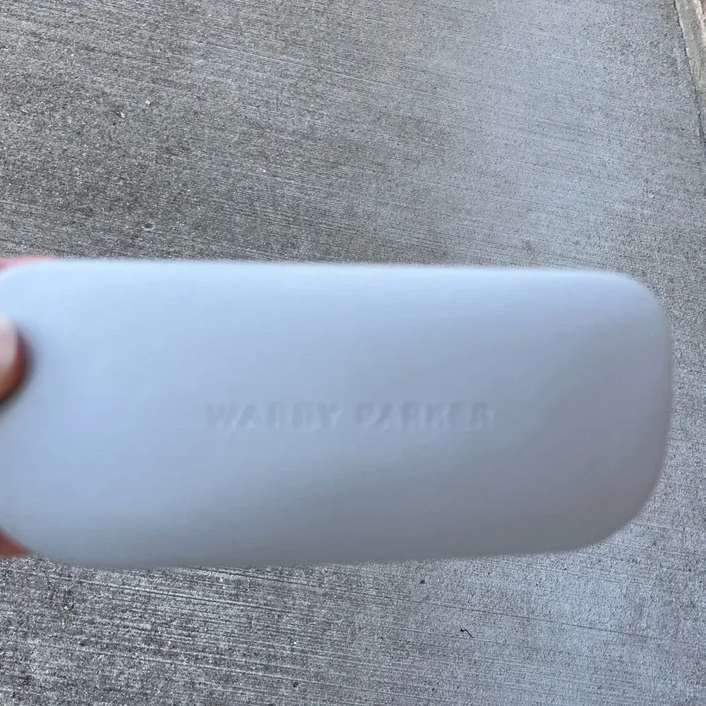 Warby Parker | Glasses Case Gray Clamshell - Image 2
