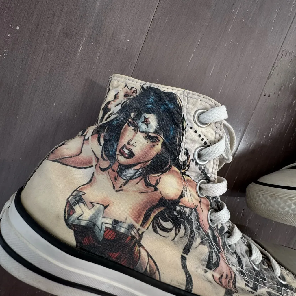 Converse Graphic DC Comics Wonder woman High-Top Sneakers sz 8 - - Image 15