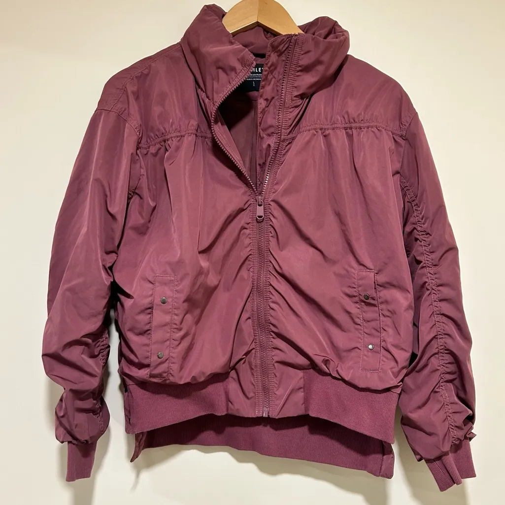 Athleta Point Reyes Bomber II Jacket in Tawny Rose Pink Size Large - Image 2