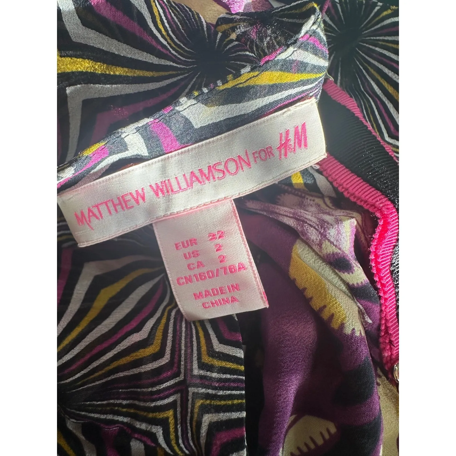 Matthew Williamson for H&M Silk Tank Top Abstract Butterfly‎ Print Pink Size 2 - Image 5