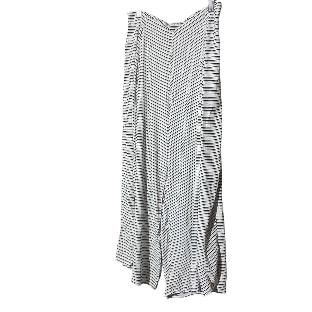 Anthropologie Faithfull the Brand Soleil‎ Tulip Style Pants Open Wide Leg Size L - Image 4