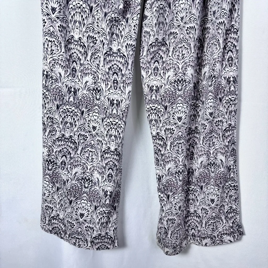 Soma Black and White Patterned wide leg Pants size Medium - Image 9