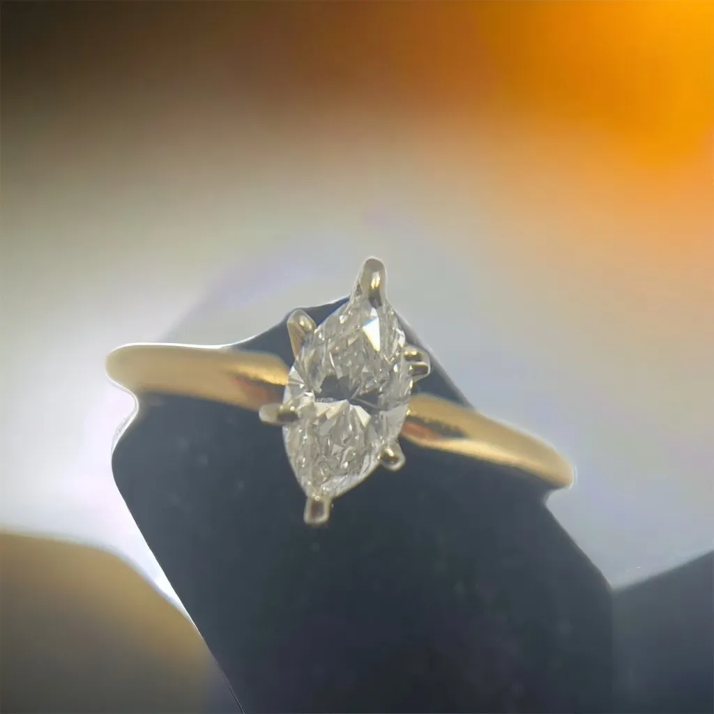 Vintage: .5 CT Marquise Diamond Solitaire Engagement Ring 𖦹 14K Gold Band 𖦹 5 - Image 5