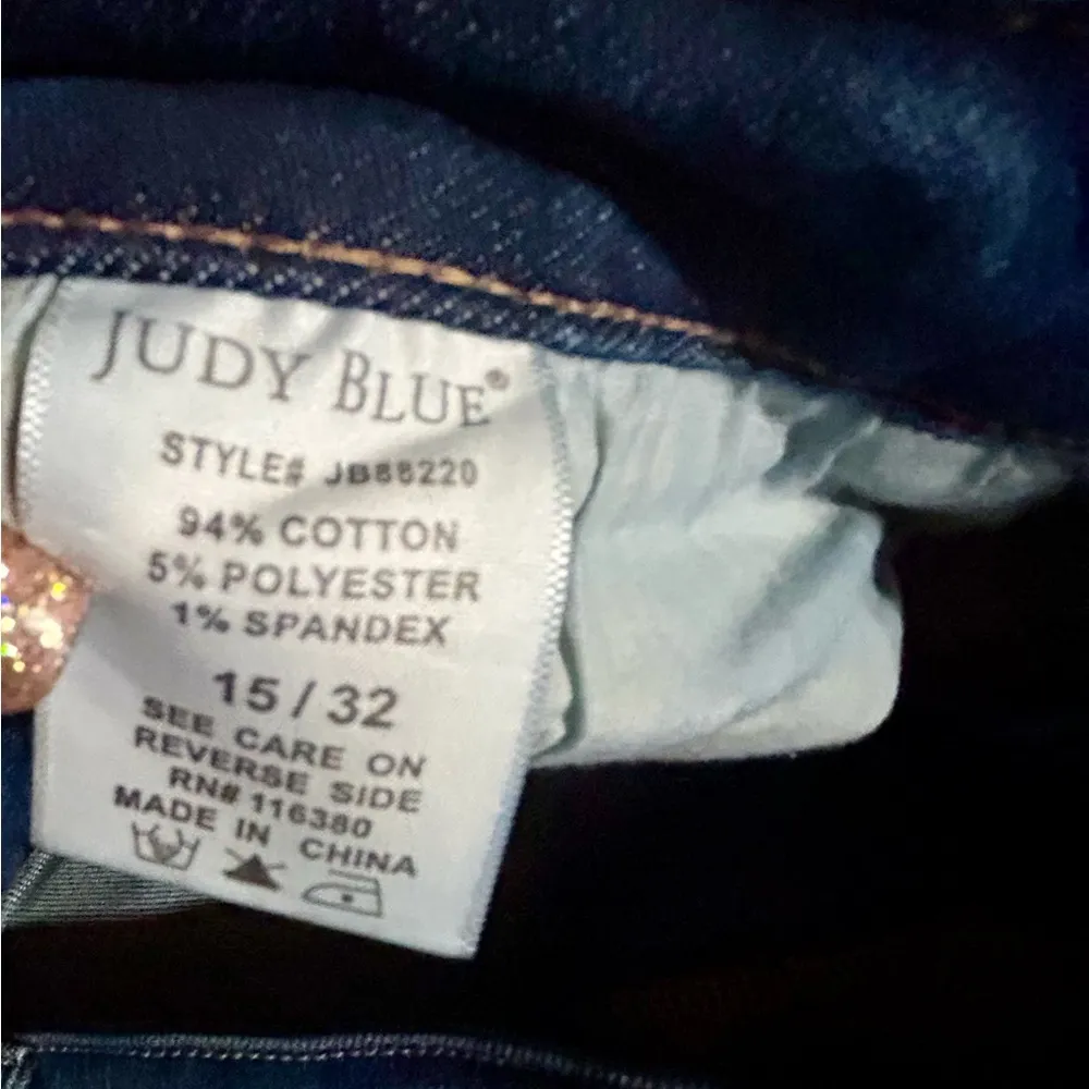 NWOT plus ladies Judy Blue distressed dark wash denim skinny boyfriend fit 15/32 - Image 6