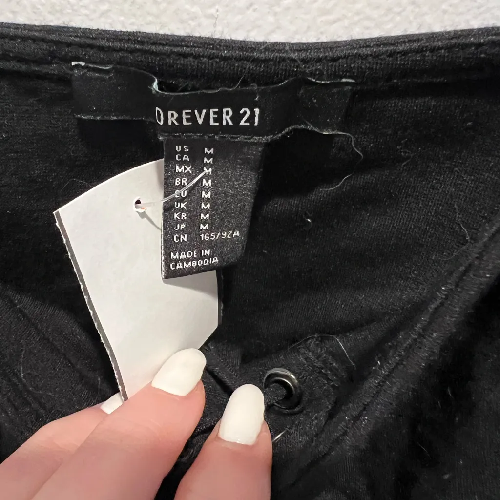 Forever 21 lace up tank - Image 2