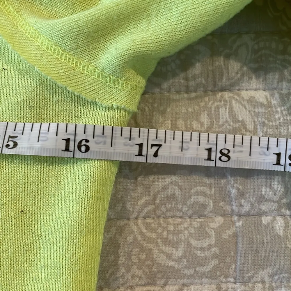 Reflex Neon Yellow California Flag Long Sleeve Hoodie Medium - Image 7