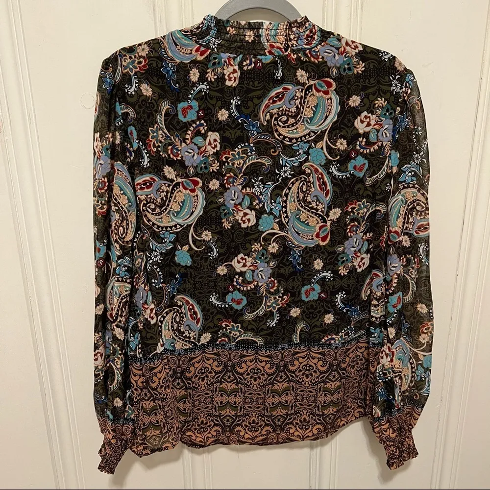 Black Tan Paisley Print Bohemian Mock Neck Long Sleeve Blouse Size Medium NWT - Image 5