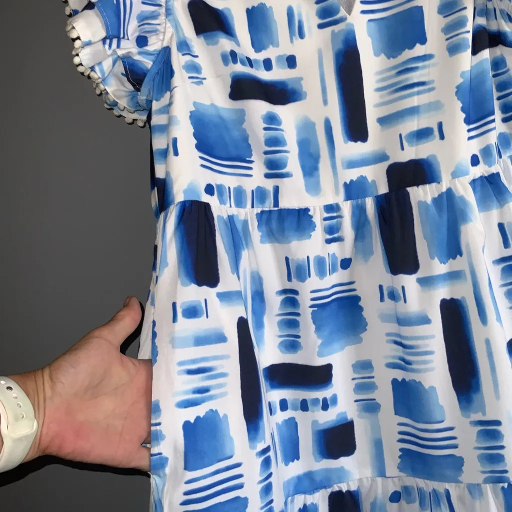 THML Blue and White Abstract Patterned Short Sleeve Notched Neck Midi Dress M - Image 12