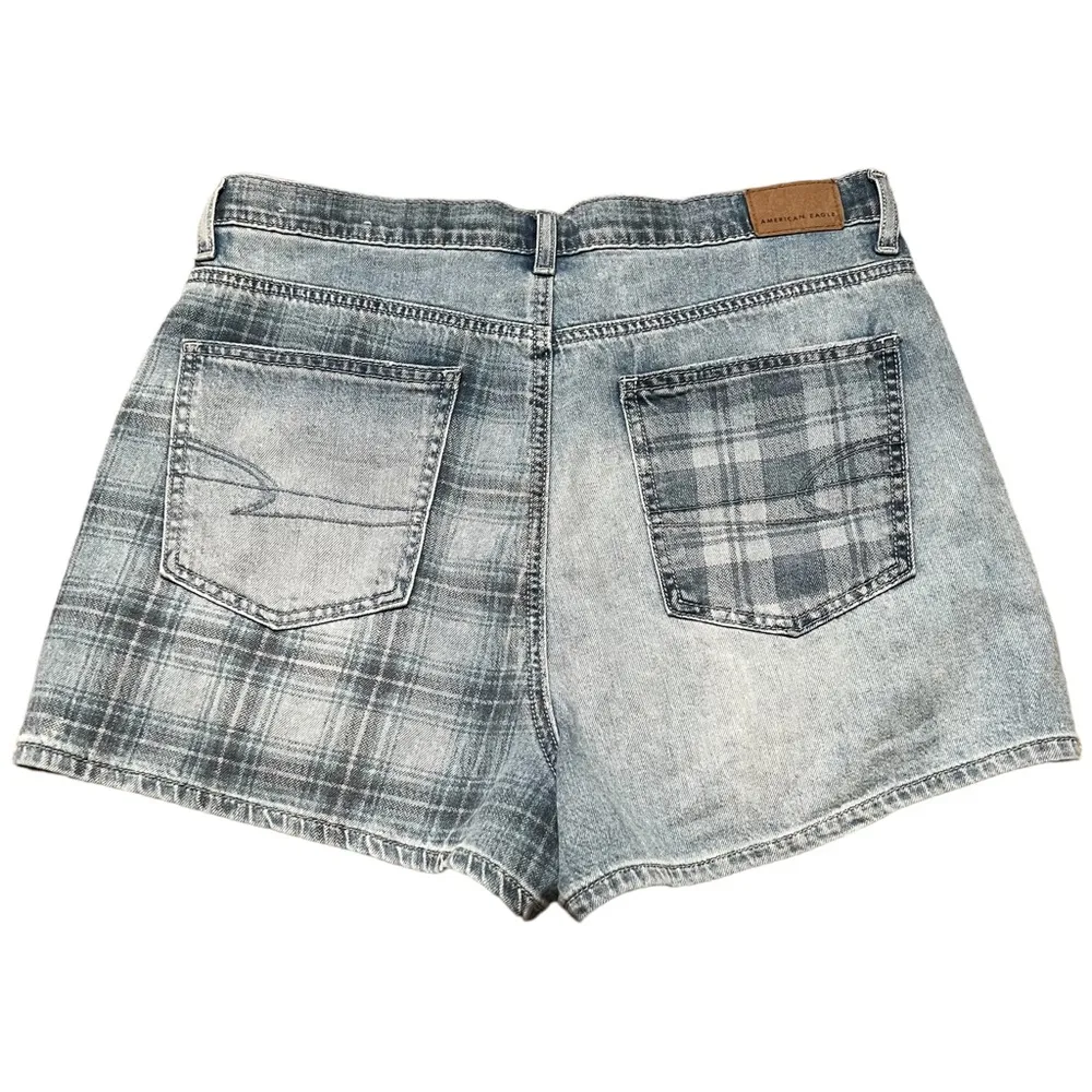 American Eagle Plaid Two Tone Crossover Highest Rise Mom Short 8 Women’s Blue. - Image 3