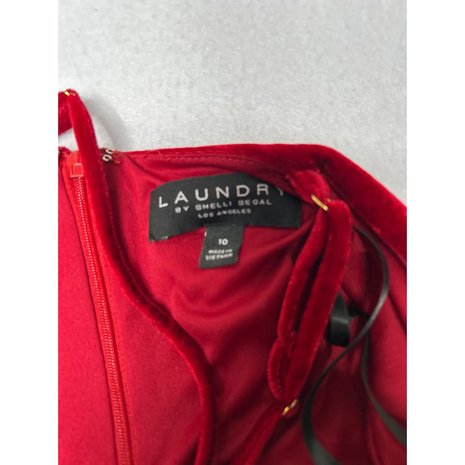 Laundry by Shelli Segal Womens Red Velvet Straight Leg Jumpsuit. Size 10. NWOT - Image 8