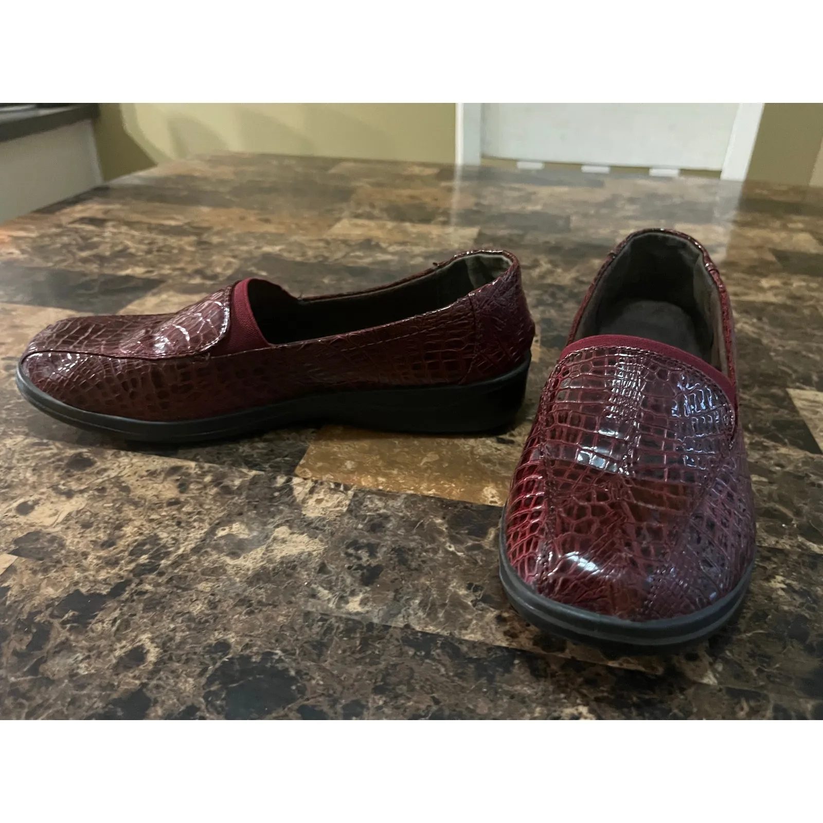 Easy Street Patent Leather Crocodile Flats Loafers Slip-On Shoe - Image 7